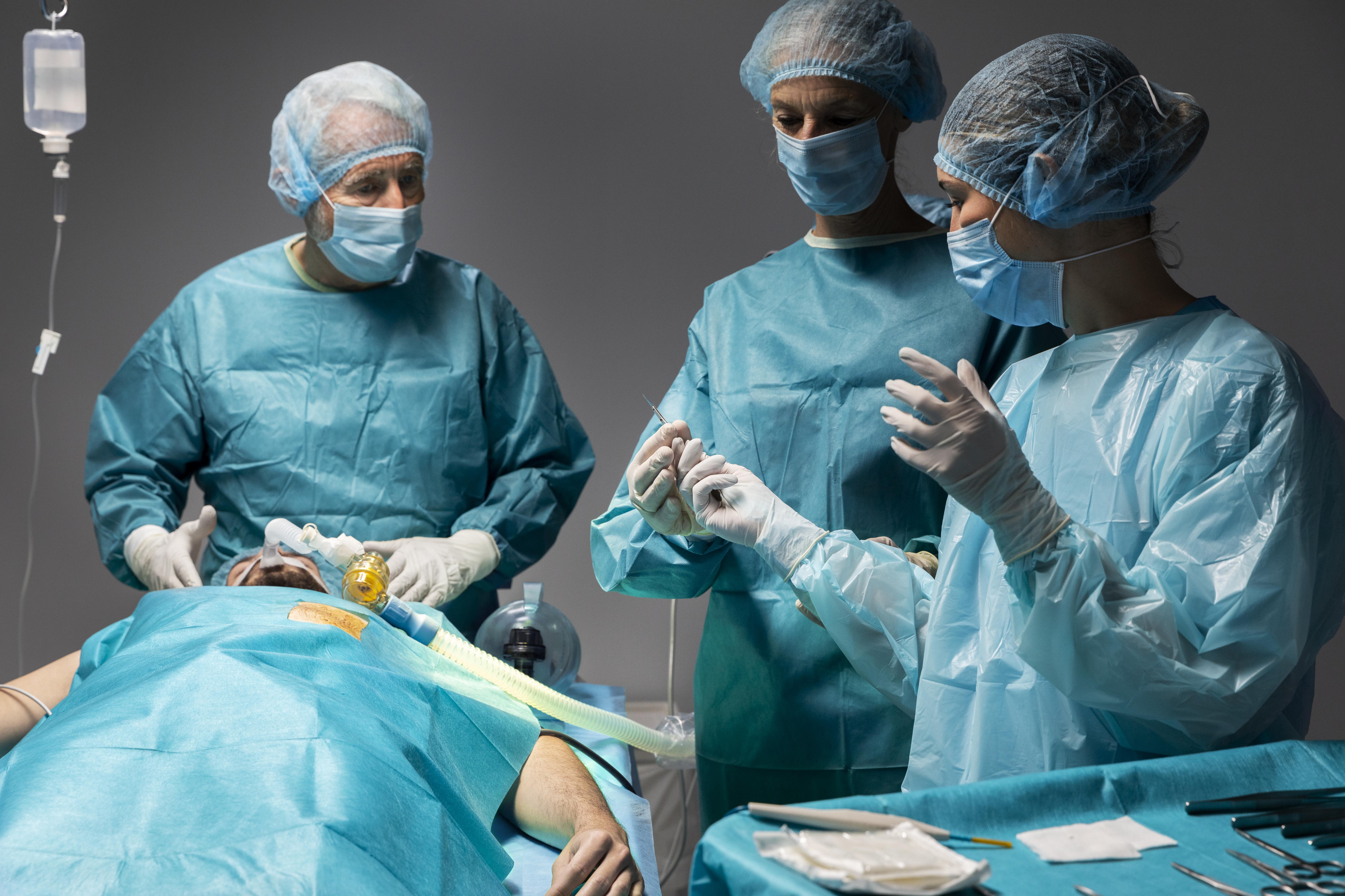 Advanced Laparoscopy Surgery with Minimally Invasive Techniques